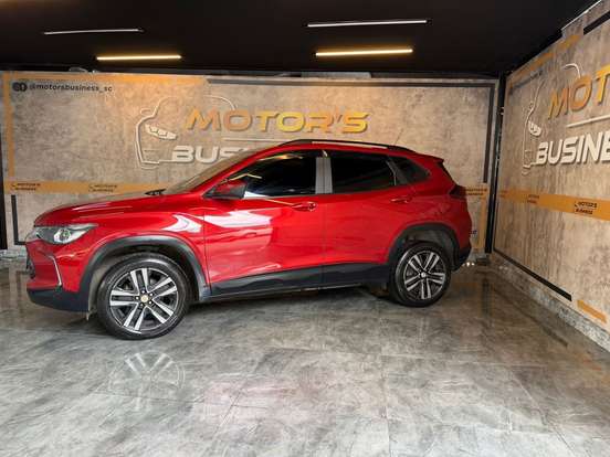 CHEVROLET-TRACKER-2023