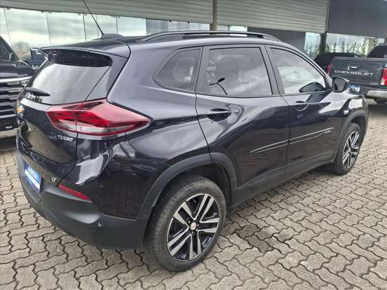 CHEVROLET-TRACKER-2023