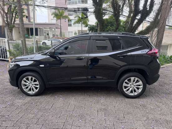 CHEVROLET-TRACKER-2022