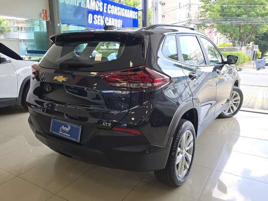 CHEVROLET-TRACKER-2024