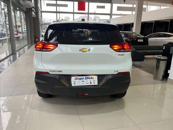 CHEVROLET-TRACKER-2020