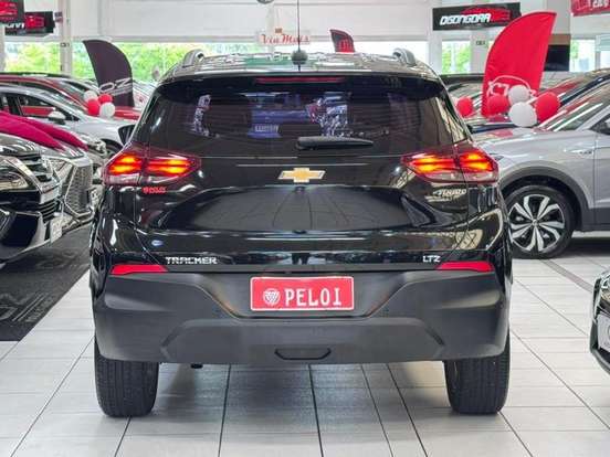 CHEVROLET-TRACKER-2022