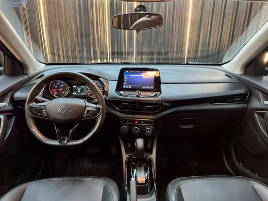 CHEVROLET-TRACKER-2023