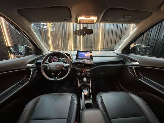 CHEVROLET-TRACKER-2023