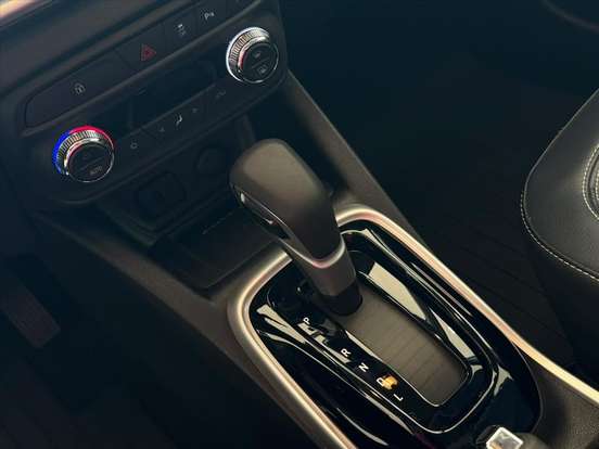 CHEVROLET-TRACKER-2024