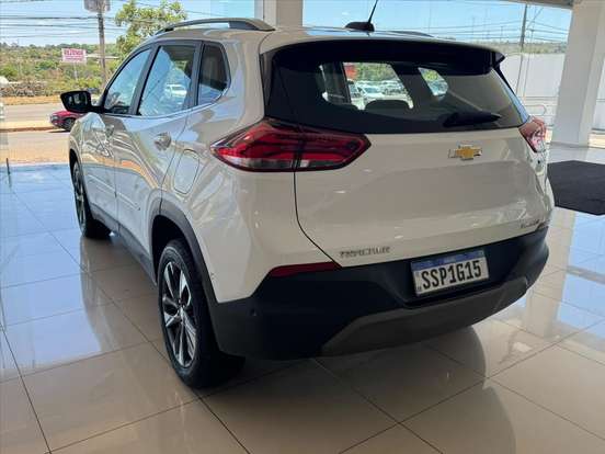 CHEVROLET-TRACKER-2024