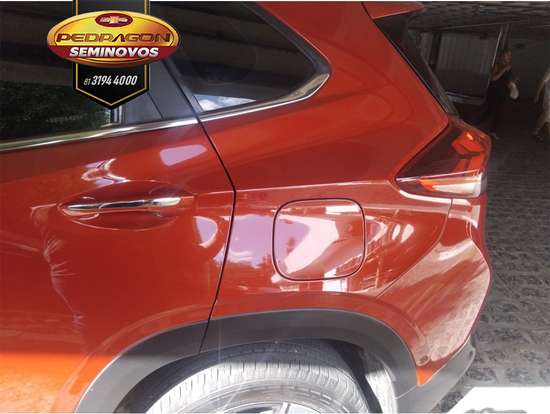CHEVROLET-TRACKER-2024