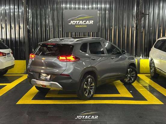 CHEVROLET-TRACKER-2020