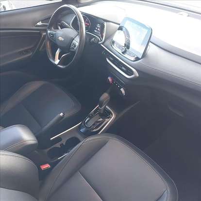 CHEVROLET-TRACKER-2023