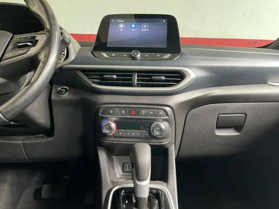 CHEVROLET-TRACKER-2021