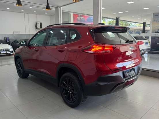 CHEVROLET-TRACKER-2023