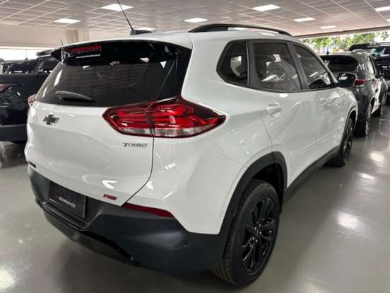 CHEVROLET-TRACKER-2024