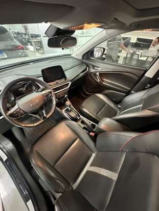 CHEVROLET-TRACKER-2024