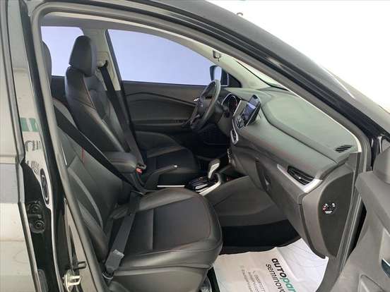 CHEVROLET-TRACKER-2023
