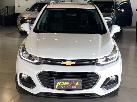CHEVROLET-TRACKER-2017