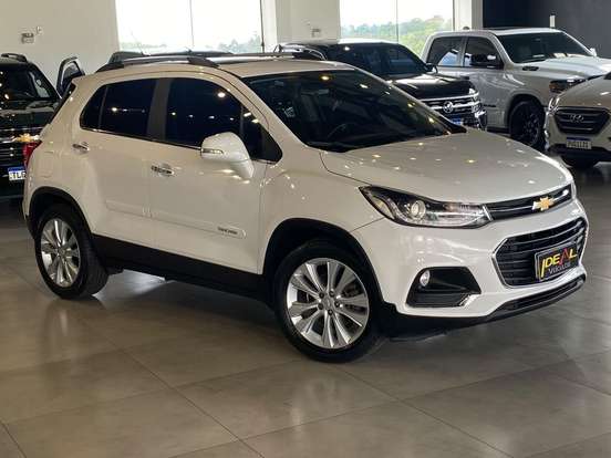 CHEVROLET-TRACKER-2017