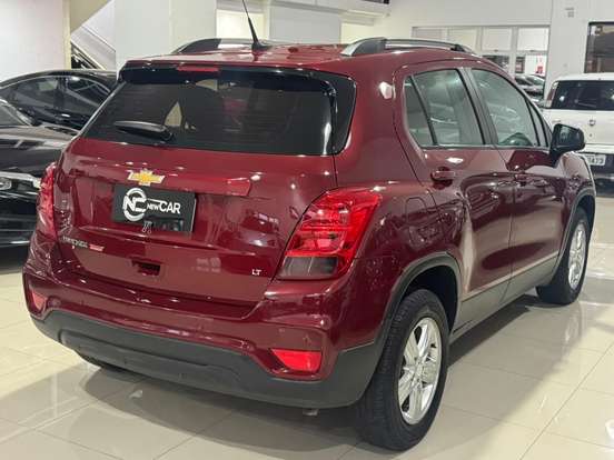 CHEVROLET-TRACKER-2018