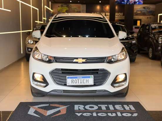 CHEVROLET-TRACKER-2017