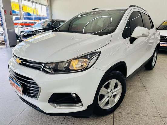 CHEVROLET-TRACKER-2017