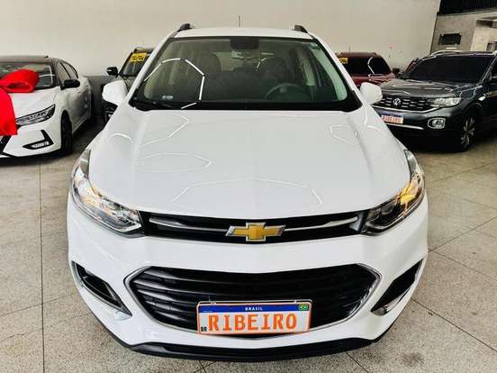 CHEVROLET-TRACKER-2017