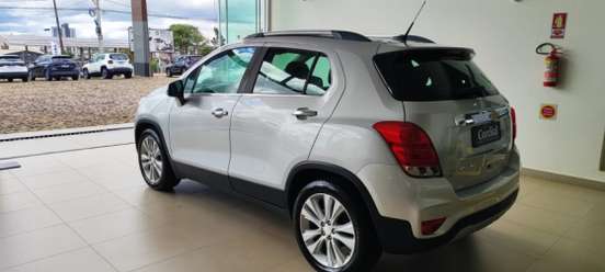 CHEVROLET-TRACKER-2018