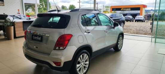 CHEVROLET-TRACKER-2018
