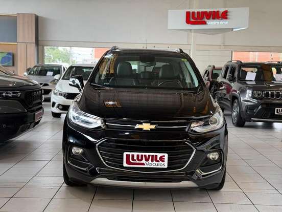 CHEVROLET-TRACKER-2018