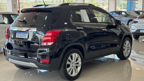CHEVROLET-TRACKER-2019