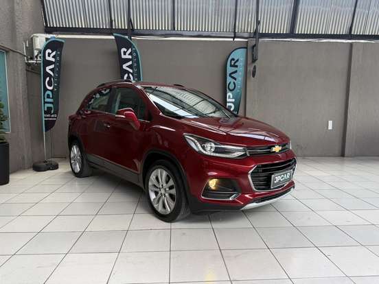 CHEVROLET-TRACKER-2019
