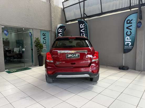 CHEVROLET-TRACKER-2019