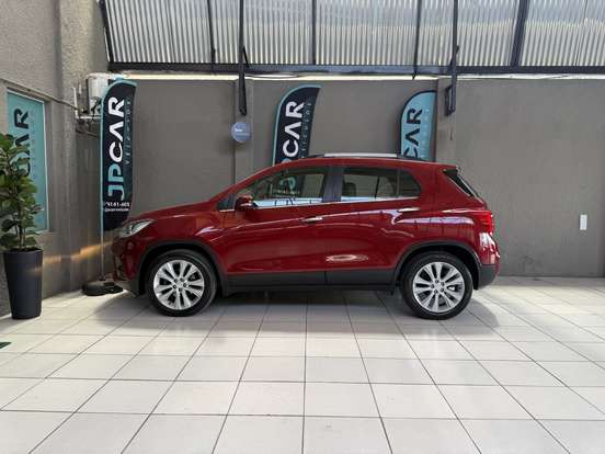 CHEVROLET-TRACKER-2019