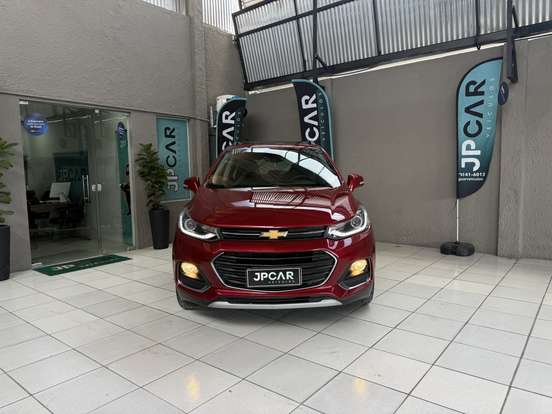 CHEVROLET-TRACKER-2019