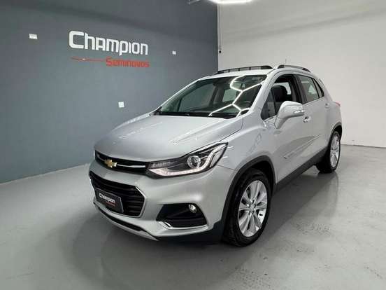 CHEVROLET-TRACKER-2019