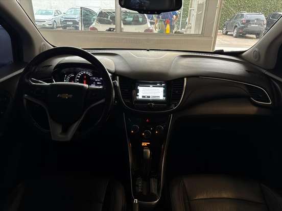 CHEVROLET-TRACKER-2018