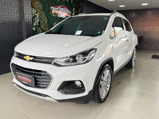 CHEVROLET-TRACKER-2017
