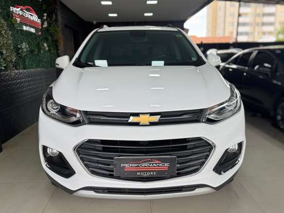 CHEVROLET-TRACKER-2017