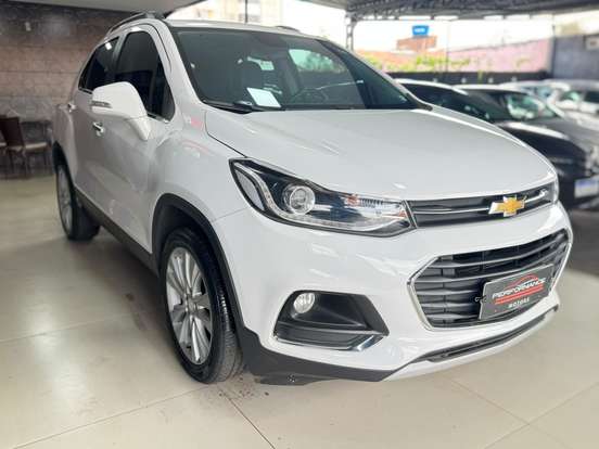 CHEVROLET-TRACKER-2017