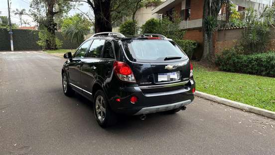 CHEVROLET-CAPTIVA-2010