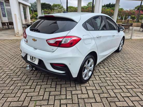 CHEVROLET-CRUZE-2017