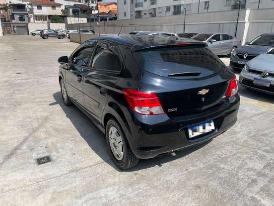 CHEVROLET-ONIX-2017