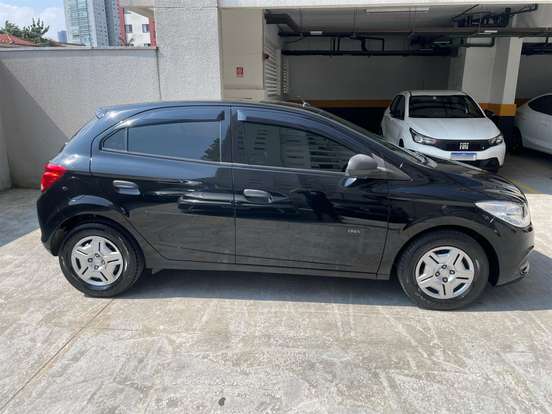 CHEVROLET-ONIX-2017