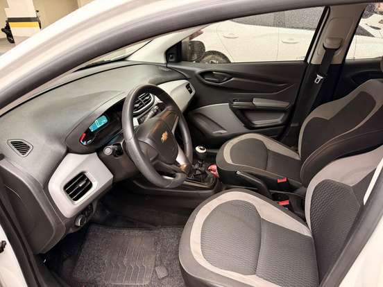 CHEVROLET-ONIX-1.0 MPFI LT 8V FLEX 4P MANUAL CHEVROLET-ONIX-2014
