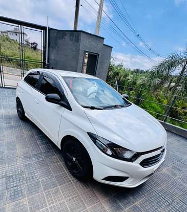 CHEVROLET-ONIX-2021