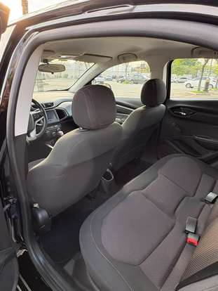 CHEVROLET-ONIX-2016