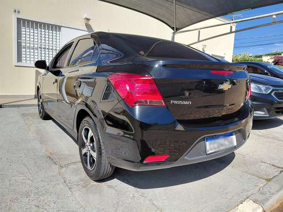 CHEVROLET-PRISMA-2019