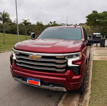 CHEVROLET SILVERADO 5.3 V8 GASOLINA 1500 HIGH COUNTRY 4X4 AUTOMÁTICO