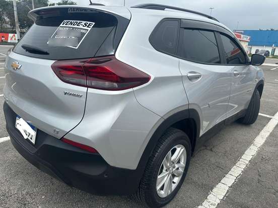CHEVROLET-TRACKER-2023