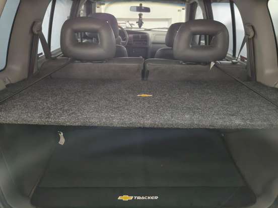 CHEVROLET-TRACKER-2006