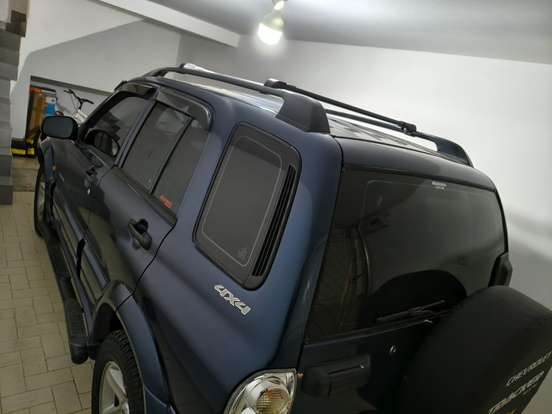 CHEVROLET-TRACKER-2006