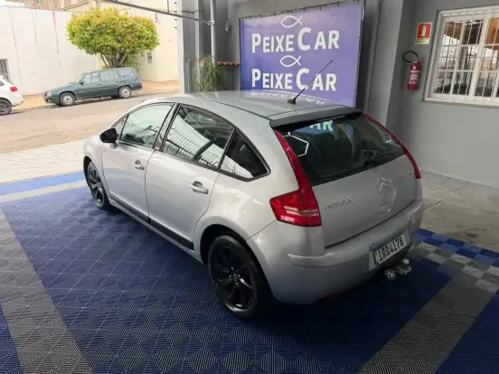 CITROËN-C4-2.0 EXCLUSIVE PALLAS 16V FLEX 4P AUTOMÁTICO CITROËN-C4-2010